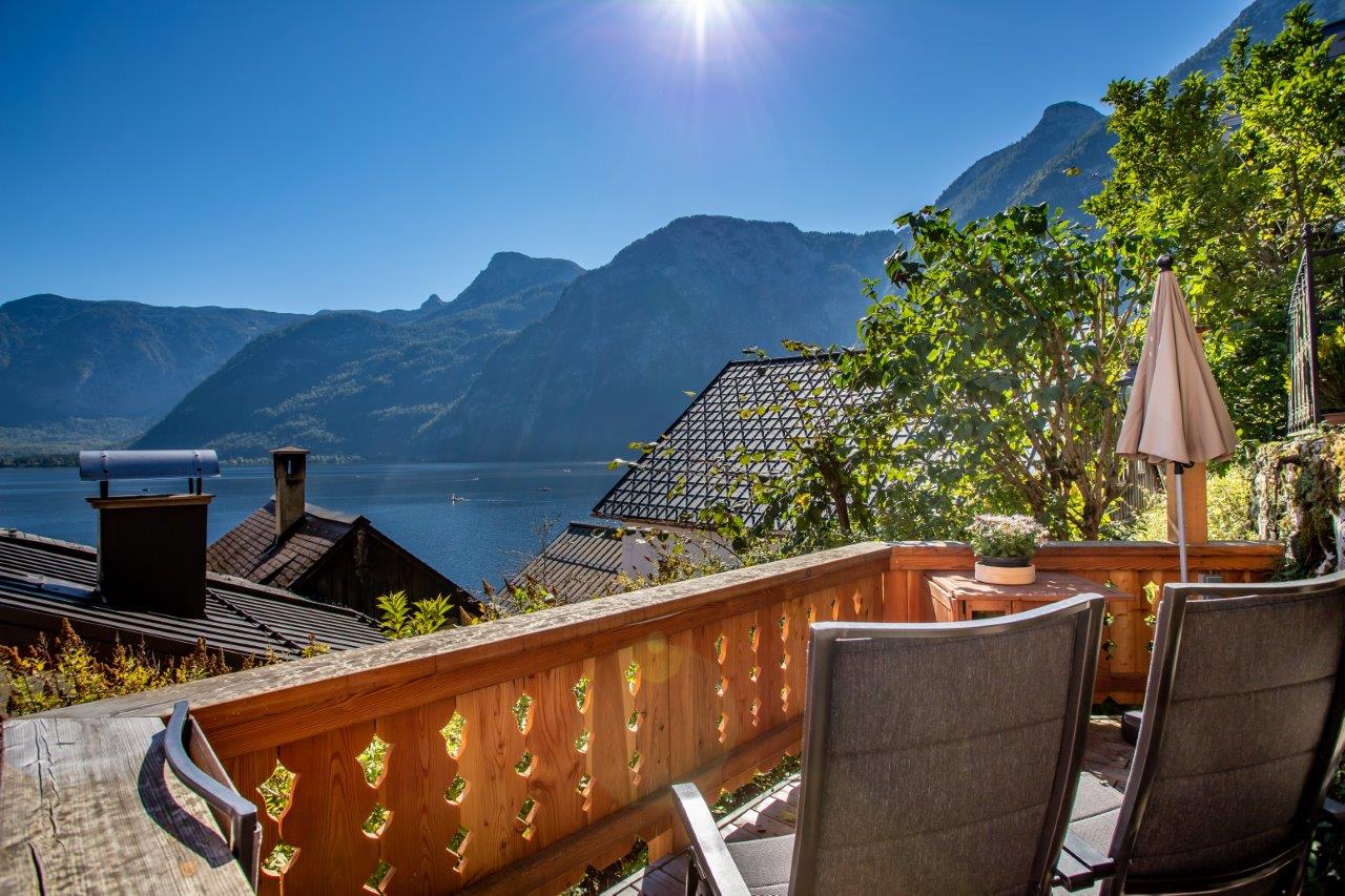 Hallstatt Hotel Terrasse Ferienwohnung.jpg